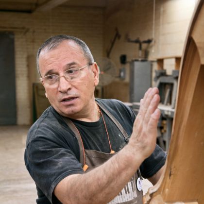 /steinway.com-americas/news/articles/they-have-my-history-master-casemaker-sante-auriti-reflects
