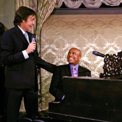 /steinway.com-americas/news/features/built-to-be-rebuilt