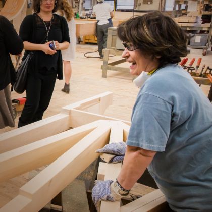 /steinway.com-americas/news/articles/queen-of-parts-prenta-ljucovic-reigns-as-steinways-only-female-case-maker