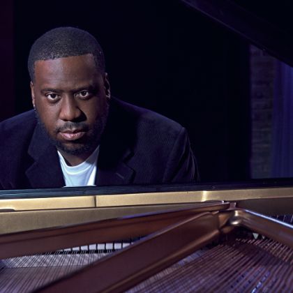 /steinway.com-americas/soundboard/soundboard-robert-glasper