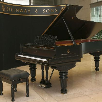 /pianos/steinway/limited-edition/SJL20th